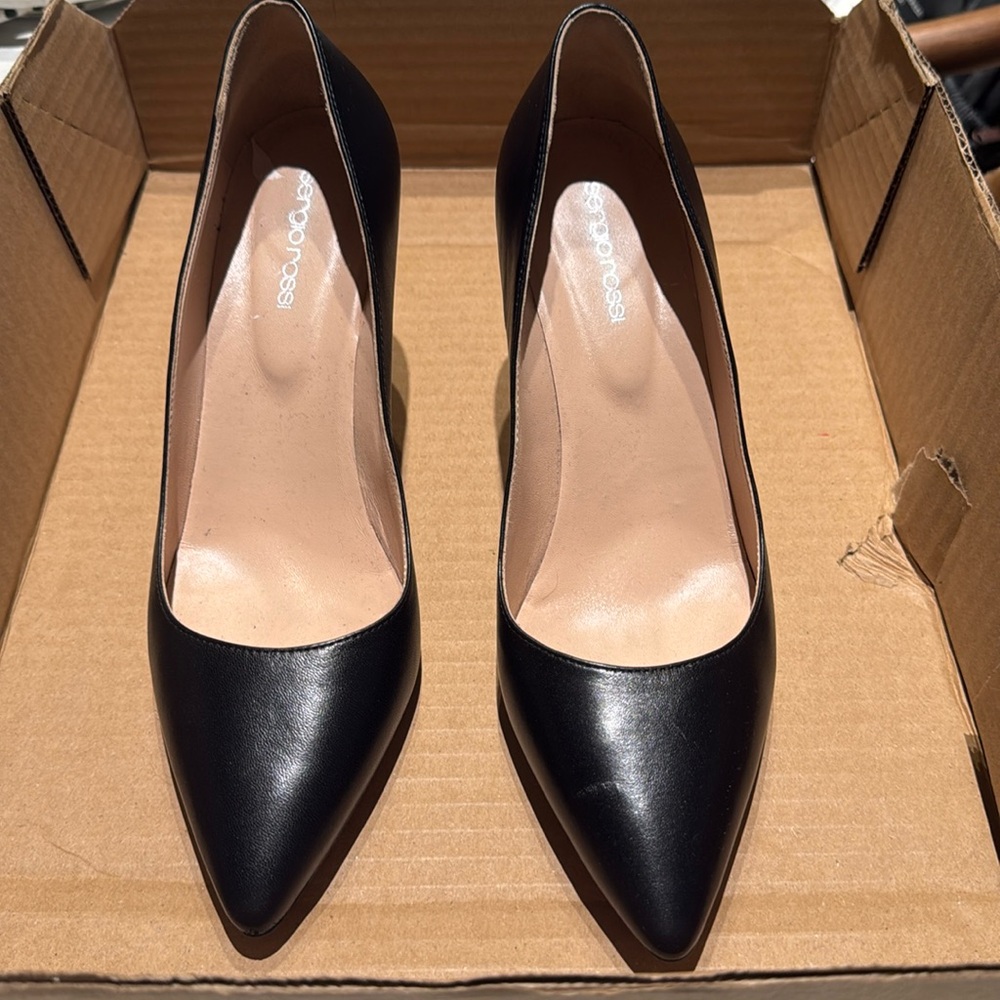 Sergio Rossi Black leather Pump Pre-Owned - Picture 2 of 7